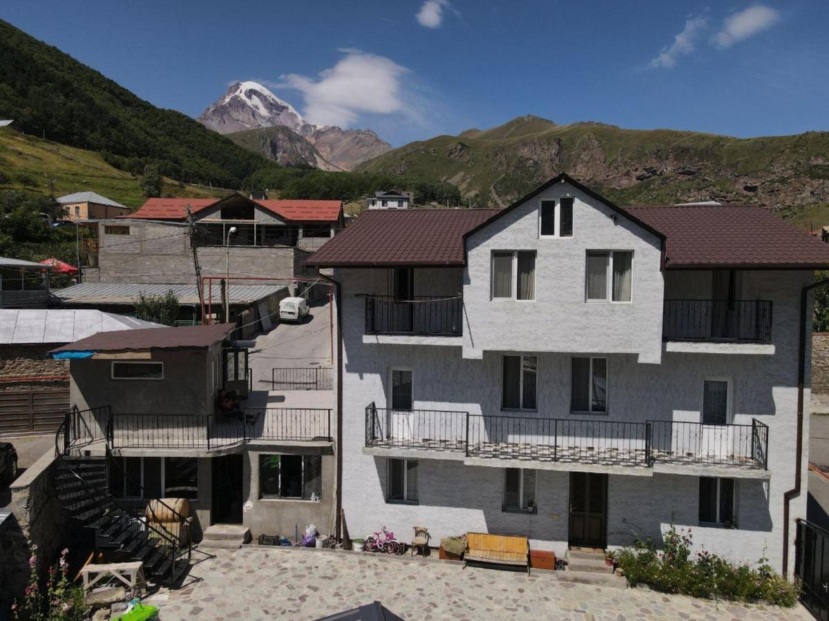 Kazbek View Hostel Kazbegi Εξωτερικό φωτογραφία